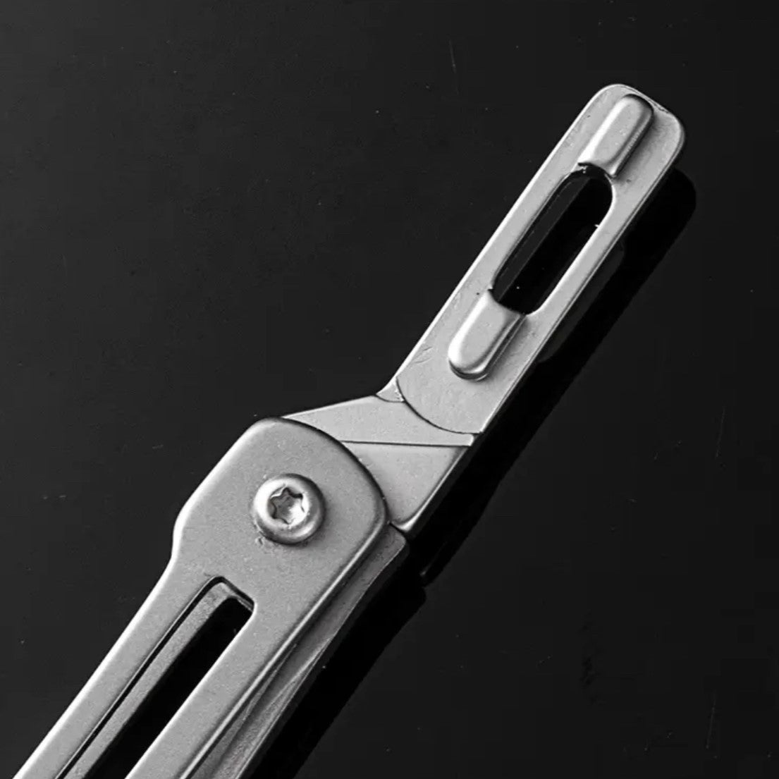 Steel Utility Knife – SharpFlex with Pocket EDC with Replaceable No. 11 Surgical Blade