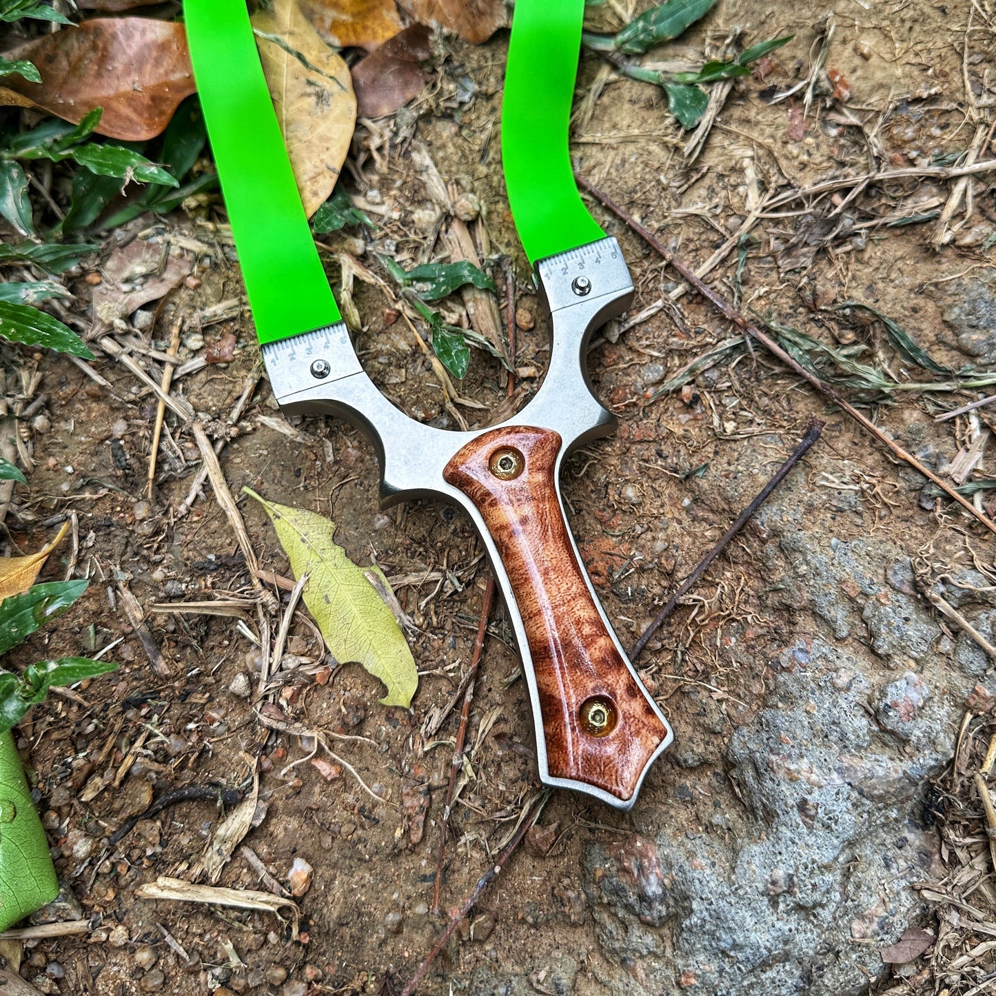 Target Slingshot – Tactical with Stainless Steel Portable Lightweight