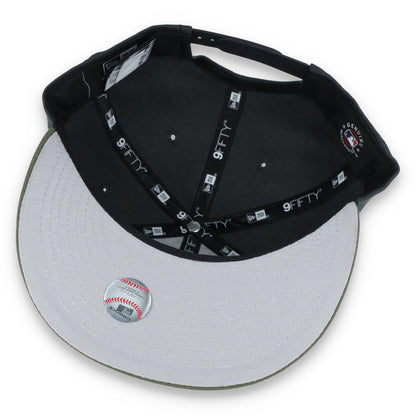 New Era Texas Rangers 2-Tone Color Pack Snapback Hat - Grey/Olive