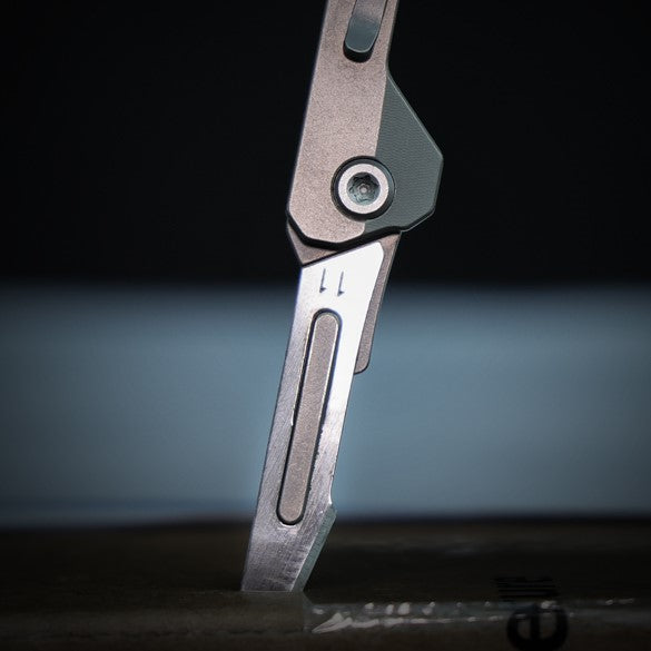 Titanium Folding Knife – Scalpel GR5 Micro Replaceable Blade EDC TSA Compliant Travel