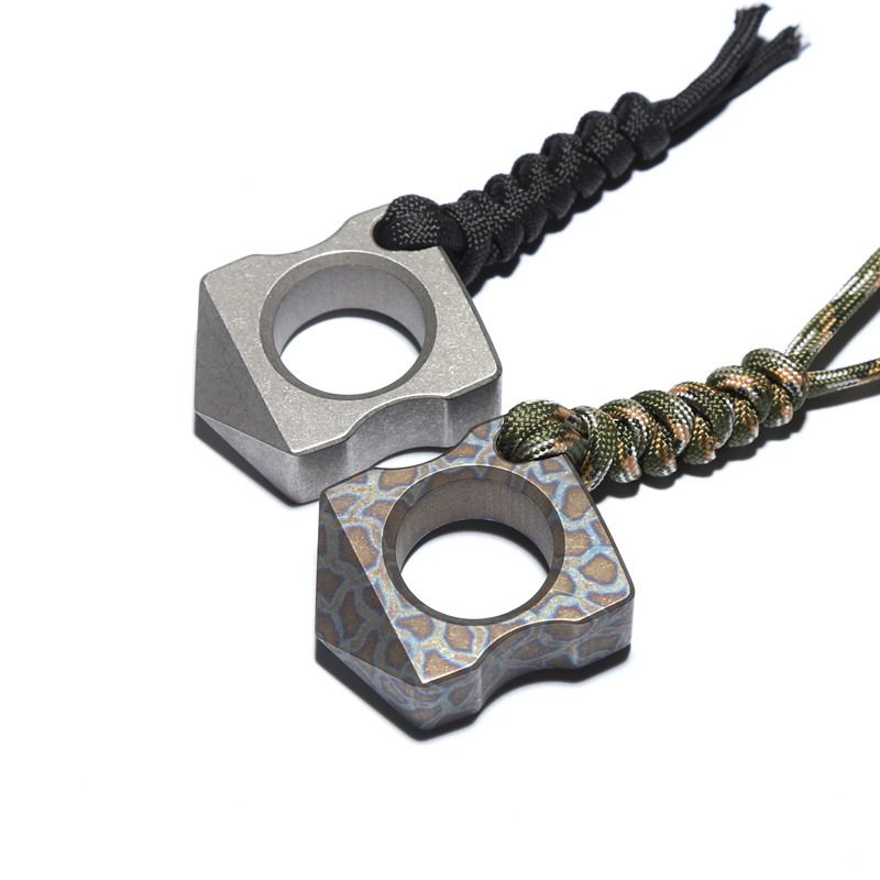 Titanium Two-Finger Ring – Window Breaker EDC Emergency Tool Collectible 15g