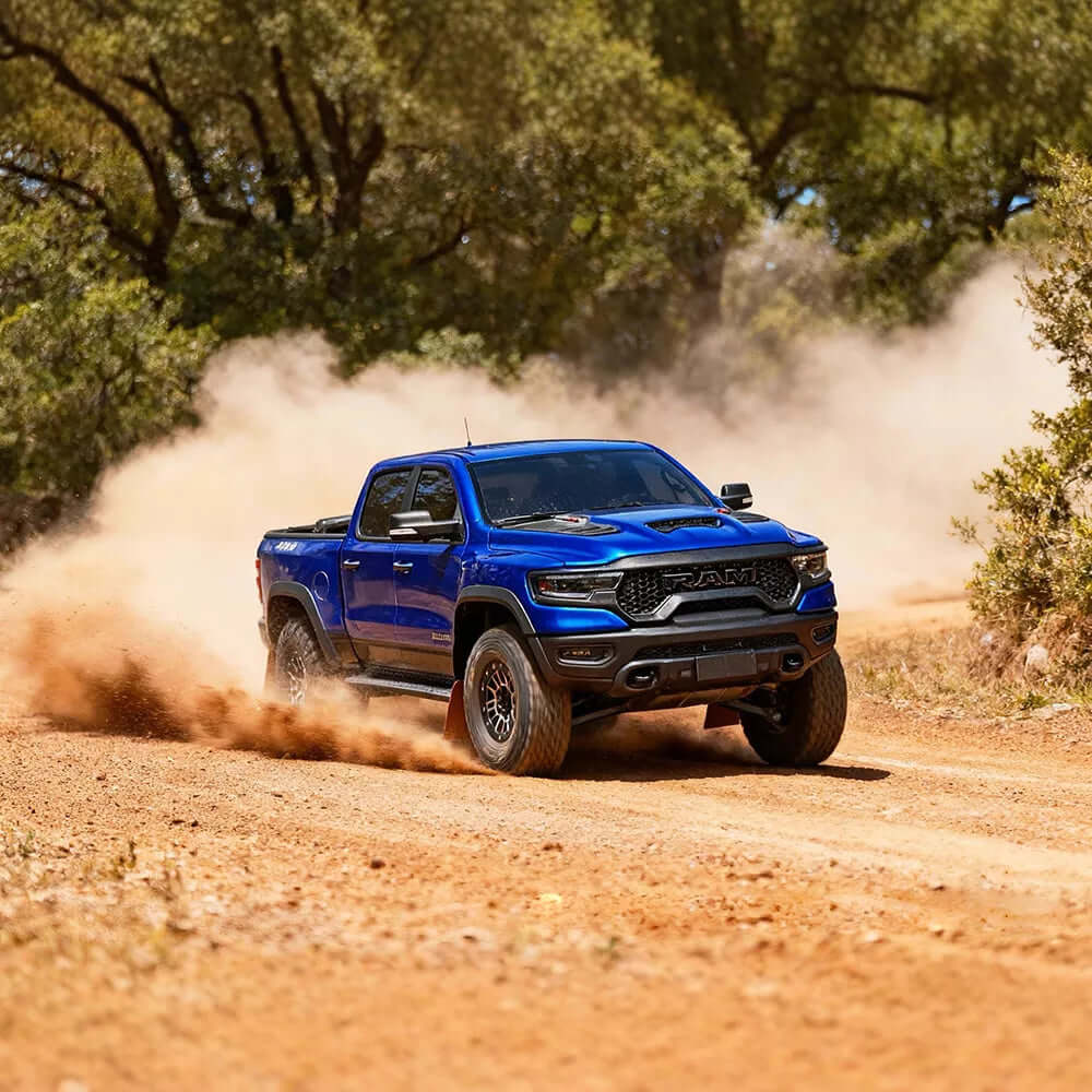 TRACTION HOBBY KM Dodge RAM 1500 1/8 4WD Brushless RC Crawler Licensed Off-Road Climbing Truck RTR