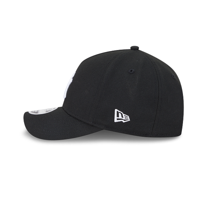 New Era New York Yankees 9FORTY Adjustable Hat- BLACK/WHITE