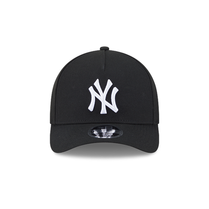 New Era New York Yankees 9FORTY Adjustable Hat- BLACK/WHITE
