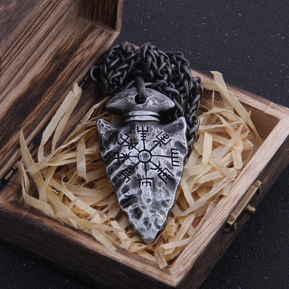 Vegvisir Compass Necklace – Viking with Spearhead Norse Gothic Pendant