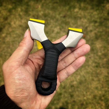 Wrist Brace Slingshot – Hunting with Stainless Steel Lightweight Rocket