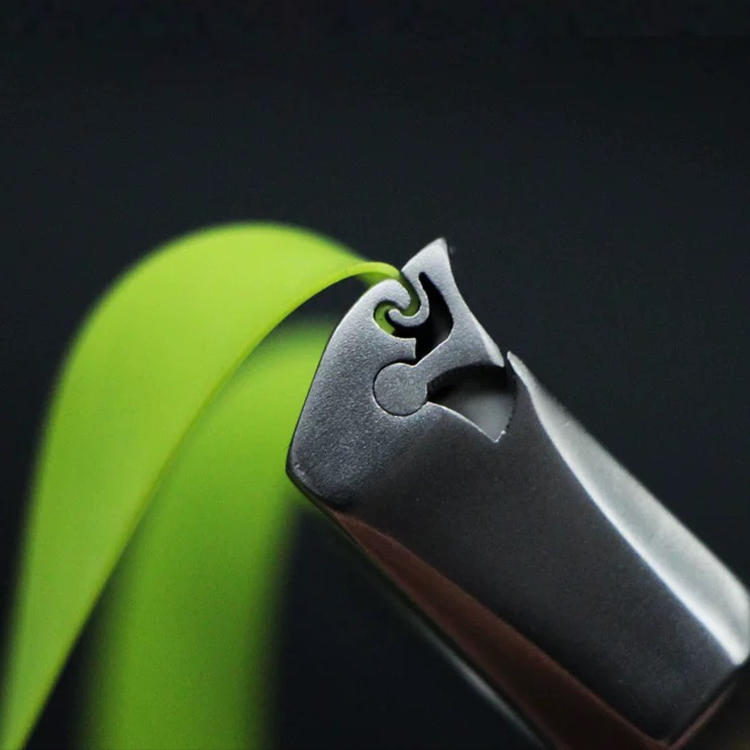 Wrist Brace Slingshot – Hunting with Stainless Steel Lightweight Rocket